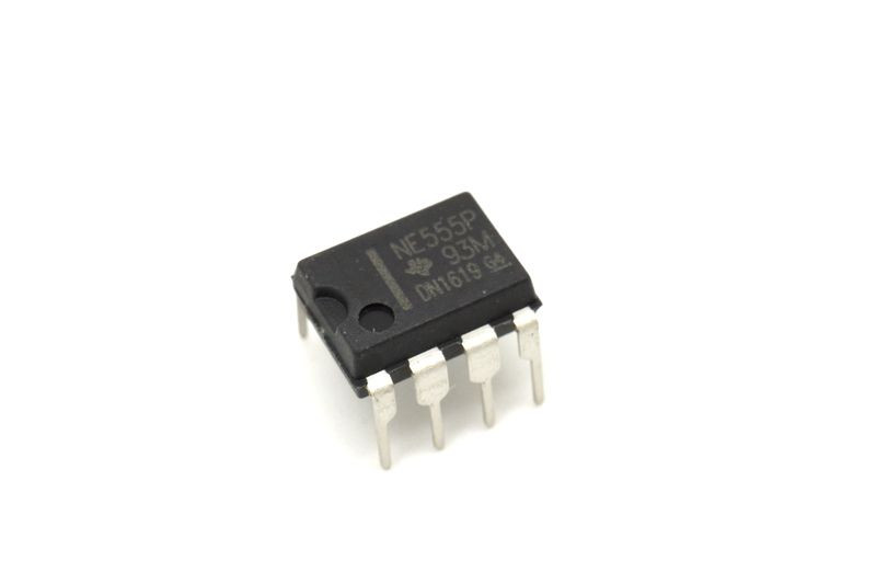 NE555P